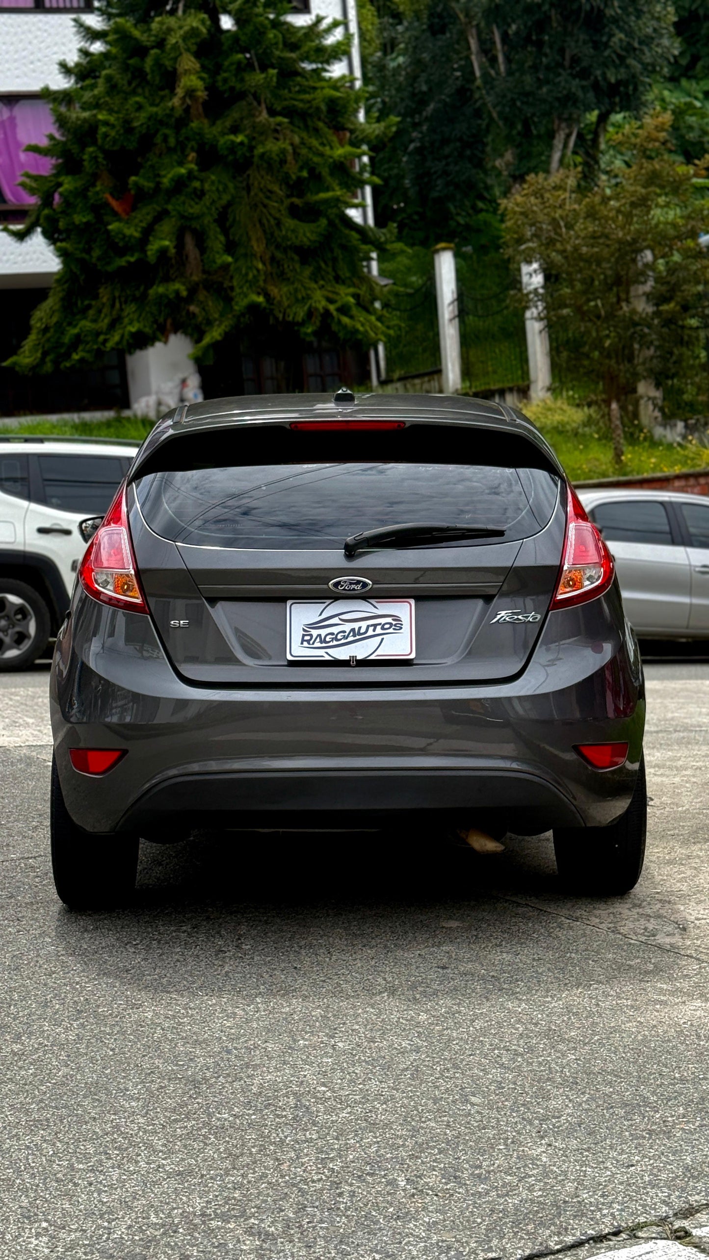 FORD FIESTA SE 1.6 HATCHBACK 2015 AUTOMÁTICO