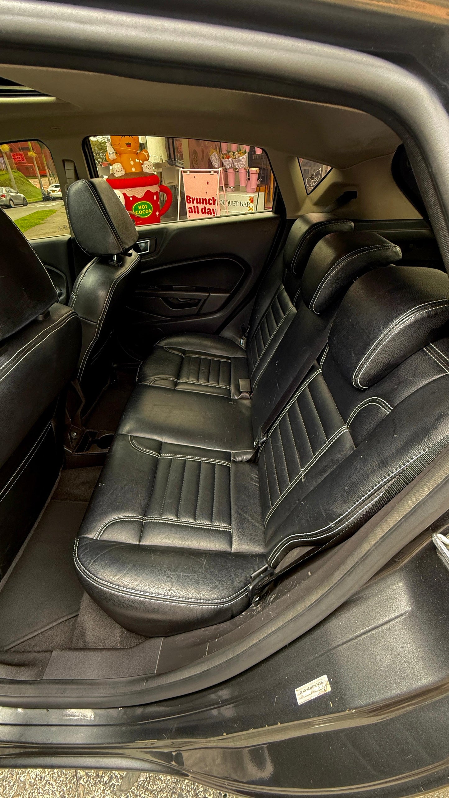 FORD FIESTA SE 1.6 HATCHBACK 2015 AUTOMÁTICO