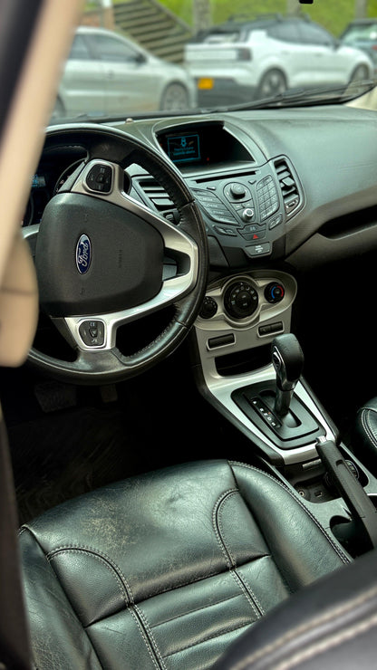 FORD FIESTA SE 1.6 HATCHBACK 2015 AUTOMÁTICO