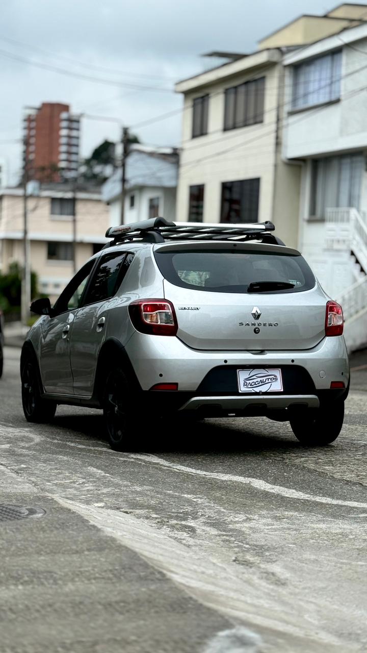 RENAULT SANDERO TRECK 2018 AUTOMÁTICO