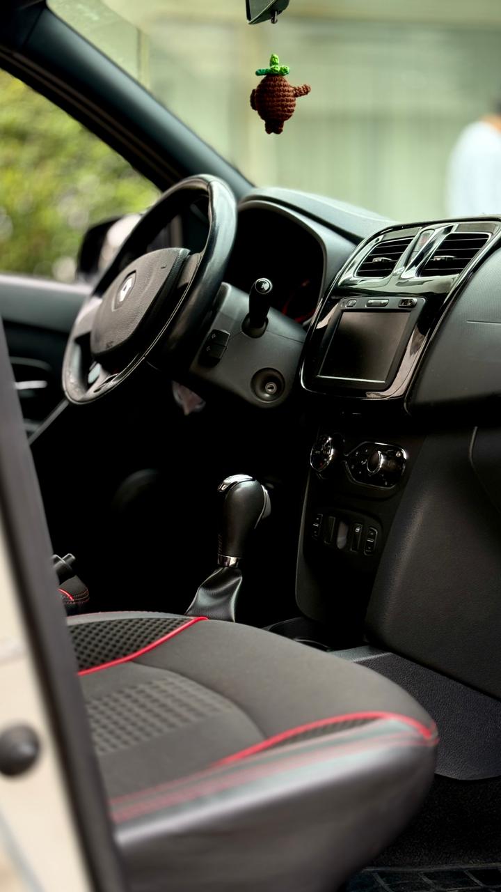 RENAULT SANDERO TRECK 2018 AUTOMÁTICO