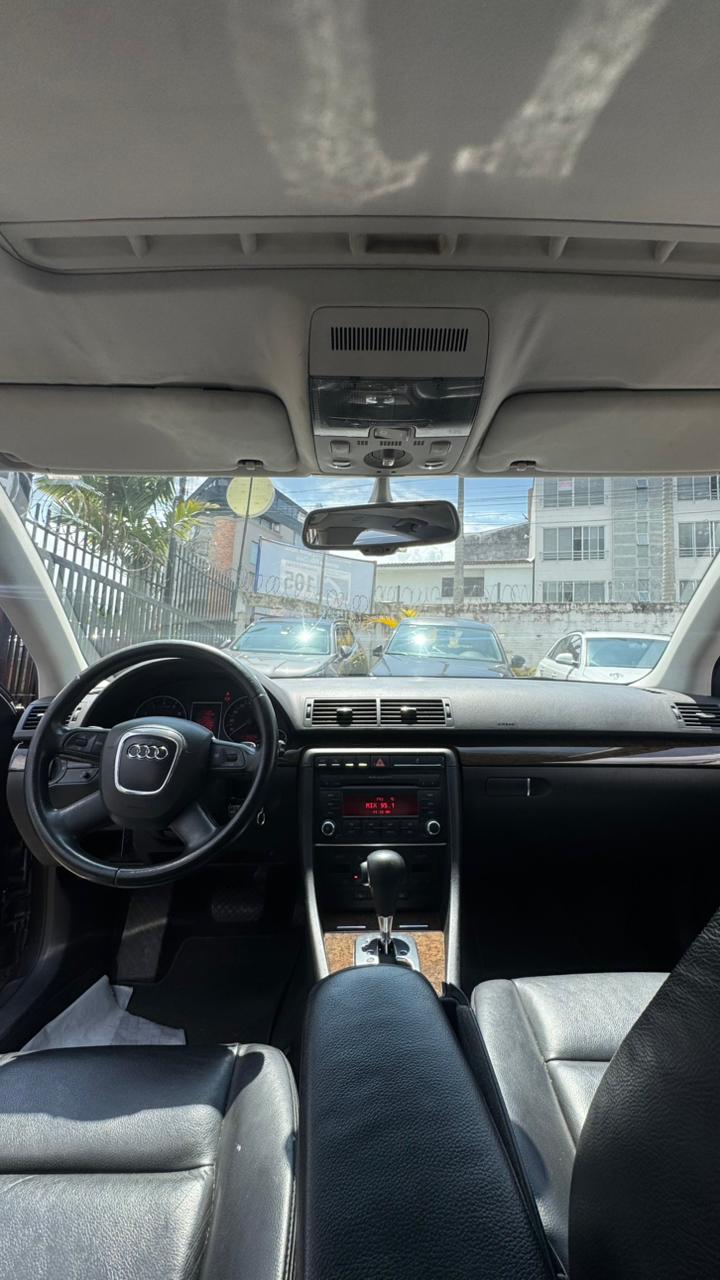 AUDI A4 1.8 2008 AUTOMÁTICO