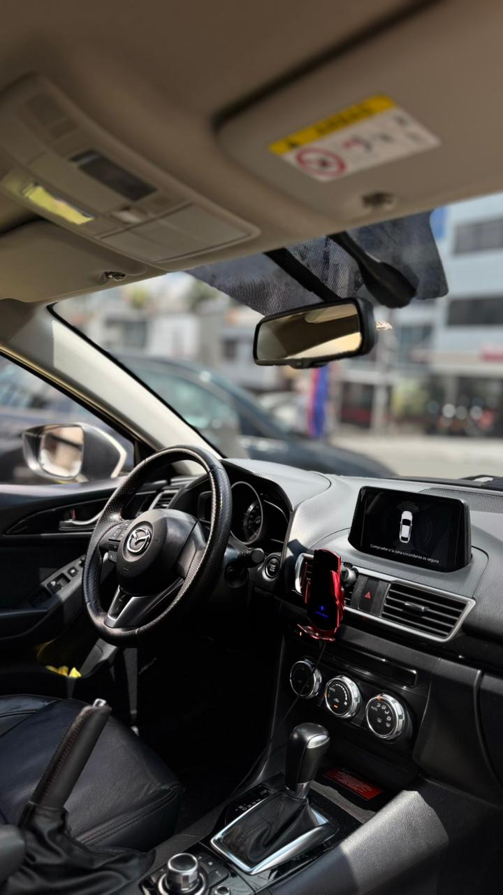 MAZDA 3 TOURING  2.0 SPORT 2017 AUTOMÁTICO
