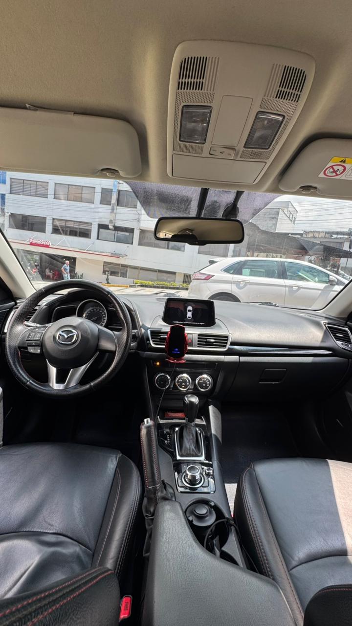 MAZDA 3 TOURING  2.0 SPORT 2017 AUTOMÁTICO