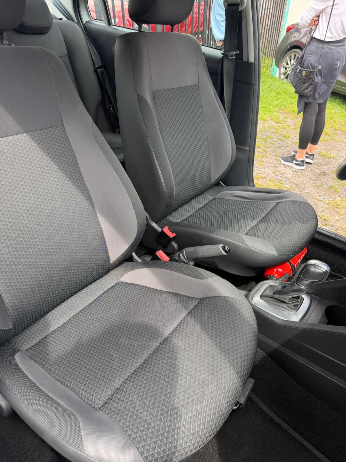 VOLKSWAGEN VOYAGE COMFORTLINE 2023 AUTOMÁTICO