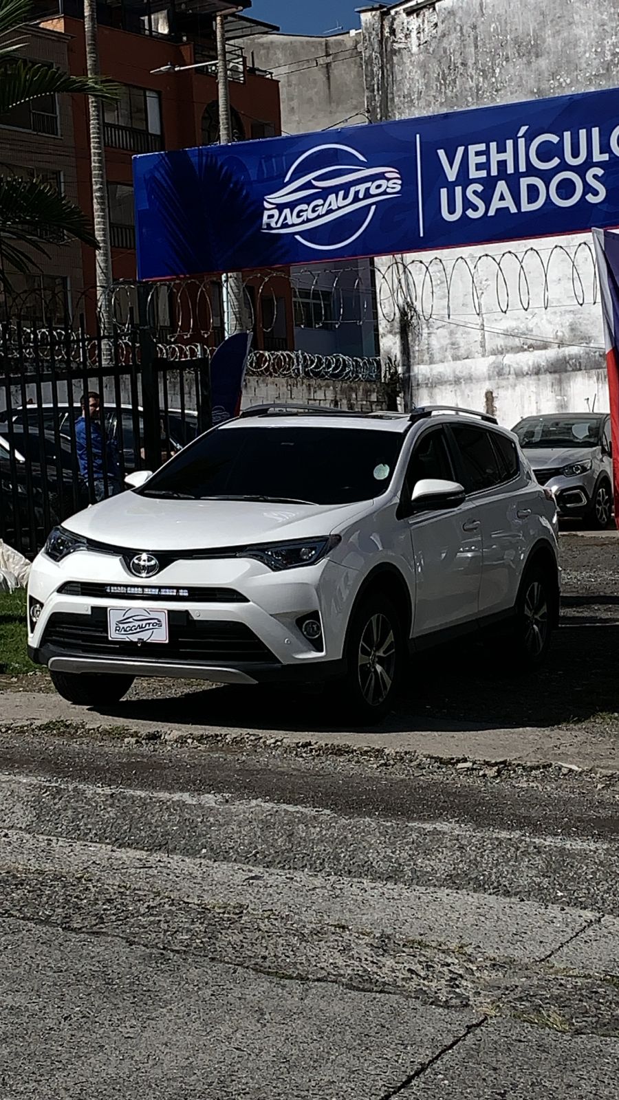 TOYOTA RAV4 2.0 2016 AUTOMÁTICA