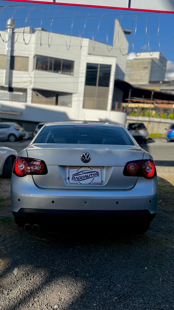 VOLKSWAGEN BORA EXCLUSIVE 2.5 2008 AUTOMÁTICO