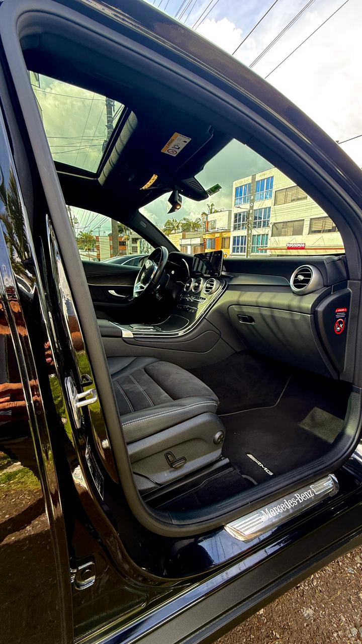 MERCEDES BENZ GLC300E 4 MATIC HÍBRIDA 2.0 TURBO PAQUETE AMG 2023 AUTOMÁTICA
