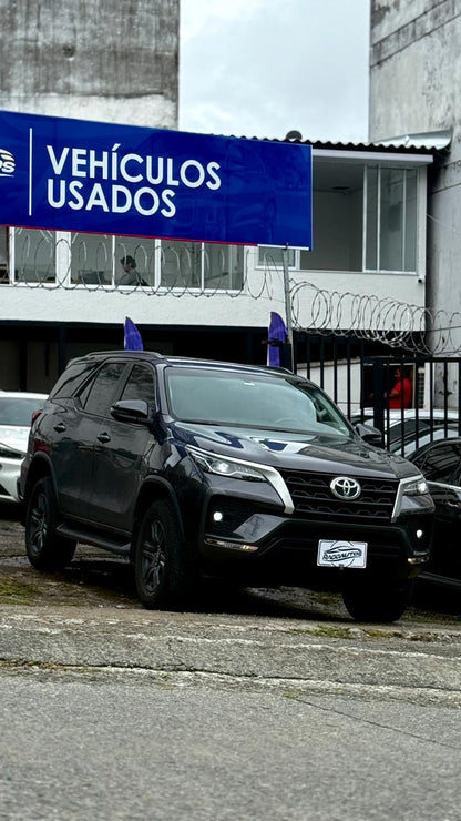 TOYOTA FORTUNER SR 2.4 TURBO 4x2 DIESEL 2024 AUTOMÁTICA