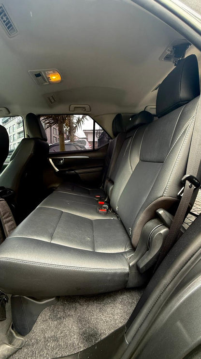 TOYOTA FORTUNER SR 2.4 TURBO 4x2 DIESEL 2024 AUTOMÁTICA