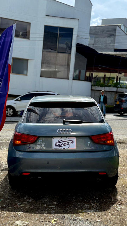 AUDI A1 SPORTBACK 1.4 TURBO 2012 AUTOMÁTICA