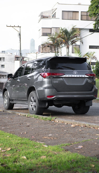 TOYOTA FORTUNER 2.4 DIESEL 4x2 2019 AUTOMÁTICA