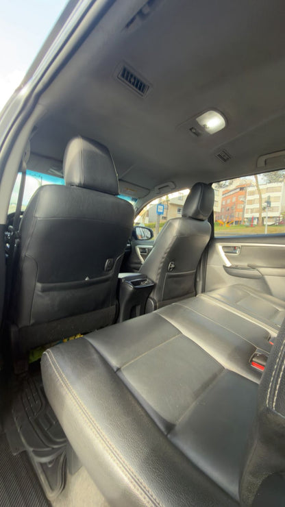 TOYOTA FORTUNER 2.4 DIESEL 4x2 2019 AUTOMÁTICA