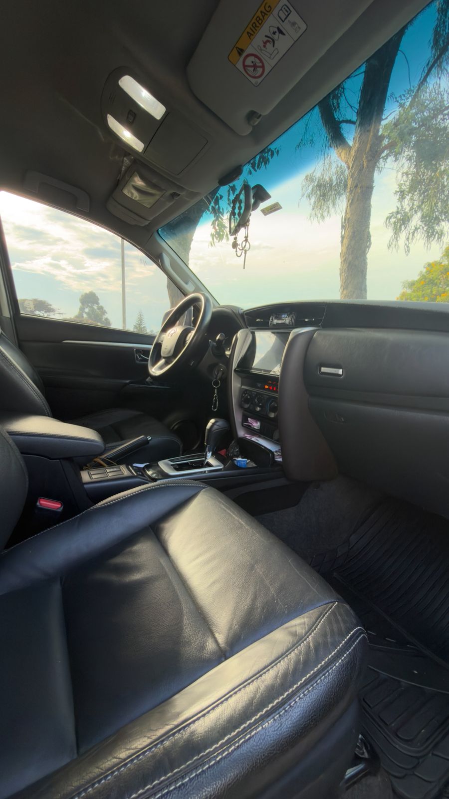 TOYOTA FORTUNER 2.4 DIESEL 4x2 2019 AUTOMÁTICA