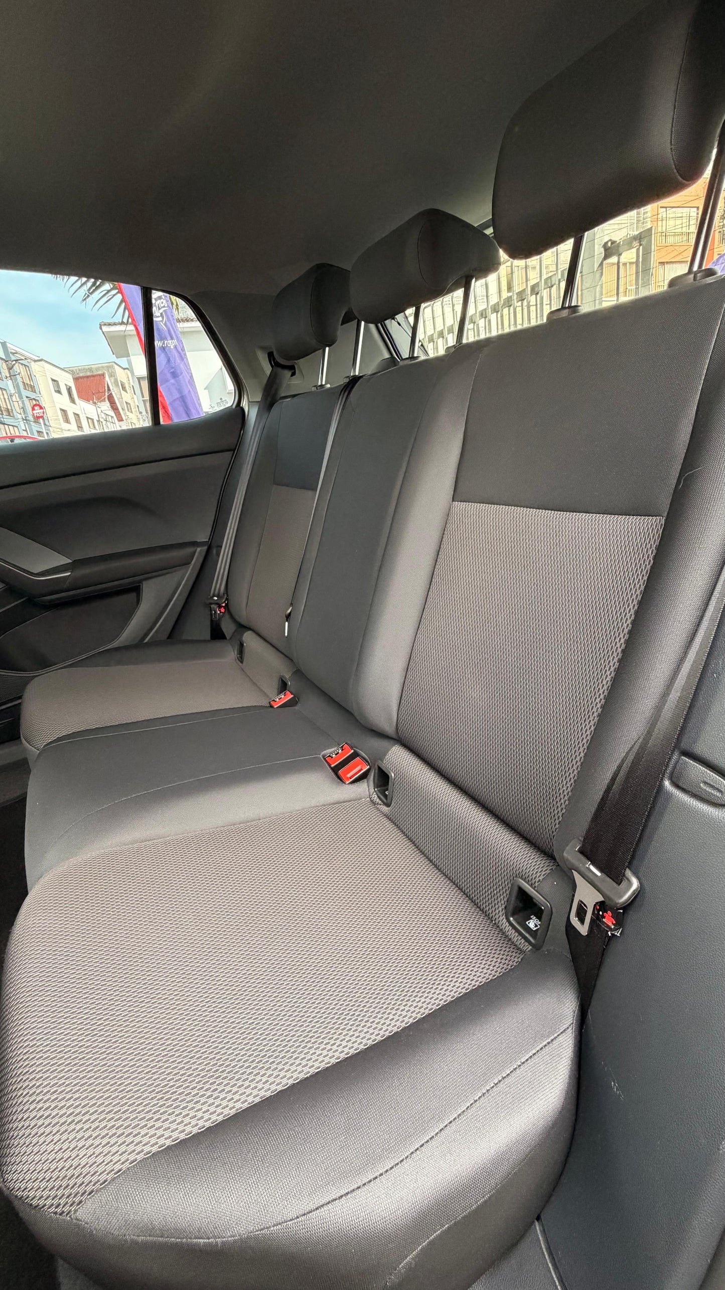 VOLKSWAGEN T-CROSS TRENDLINE 1.0 TSI 2022 AUTOMÁTICA