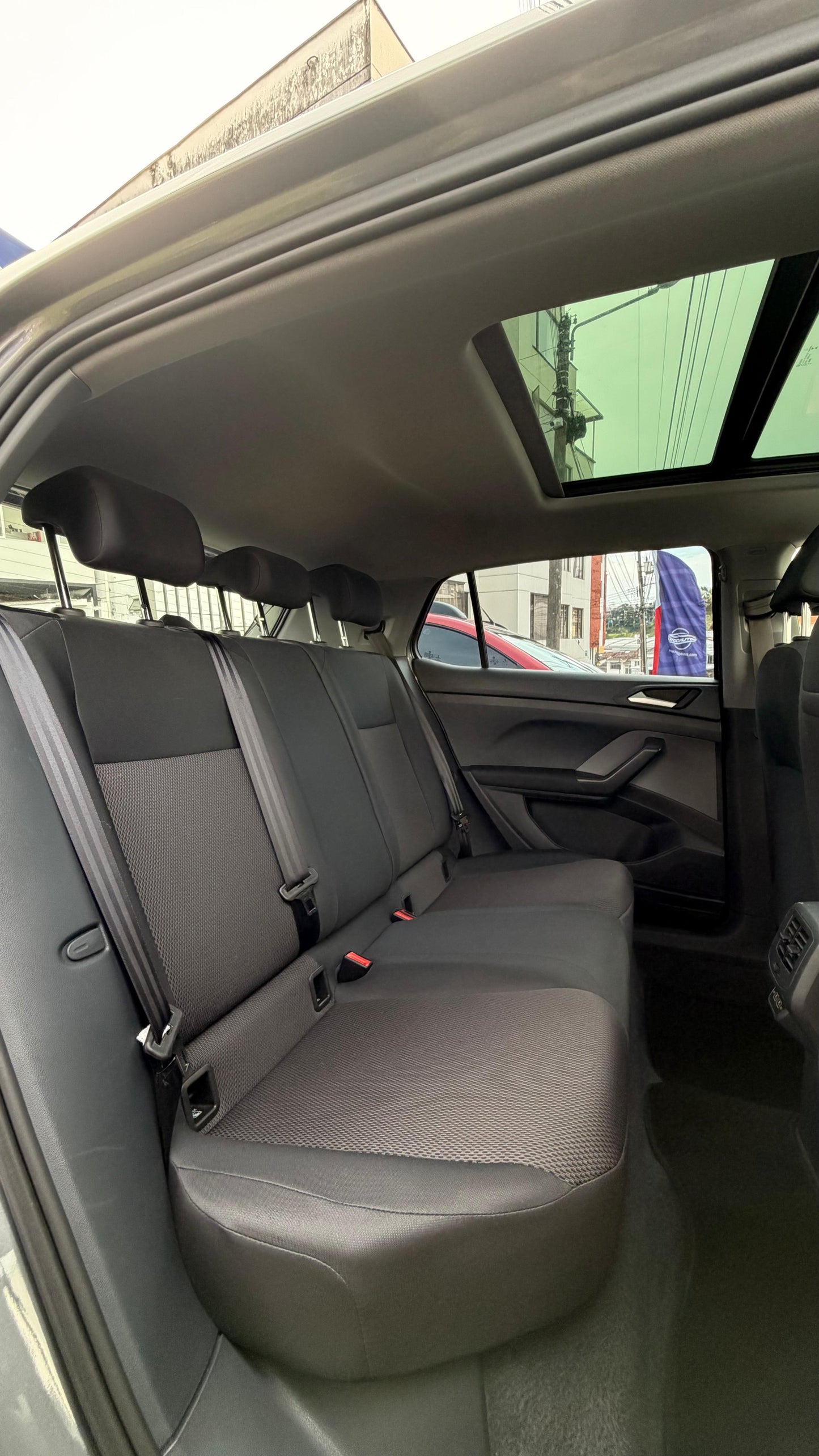 VOLKSWAGEN T-CROSS TRENDLINE 1.0 TSI 2022 AUTOMÁTICA