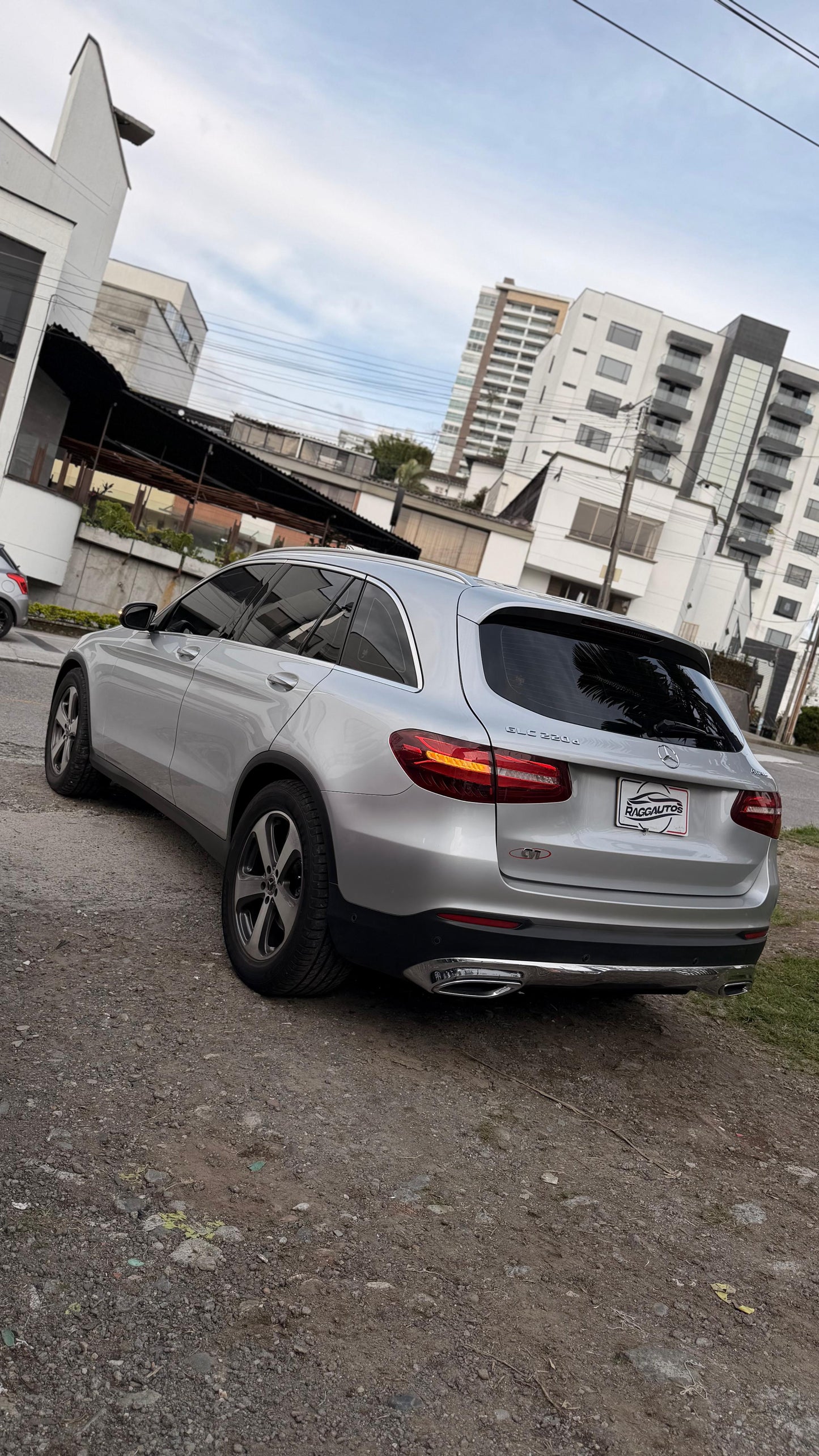 MERCEDES BENZ GLC220 2.2 TURBO DIESEL 4MATIC 2018 AUTOMÁTICA