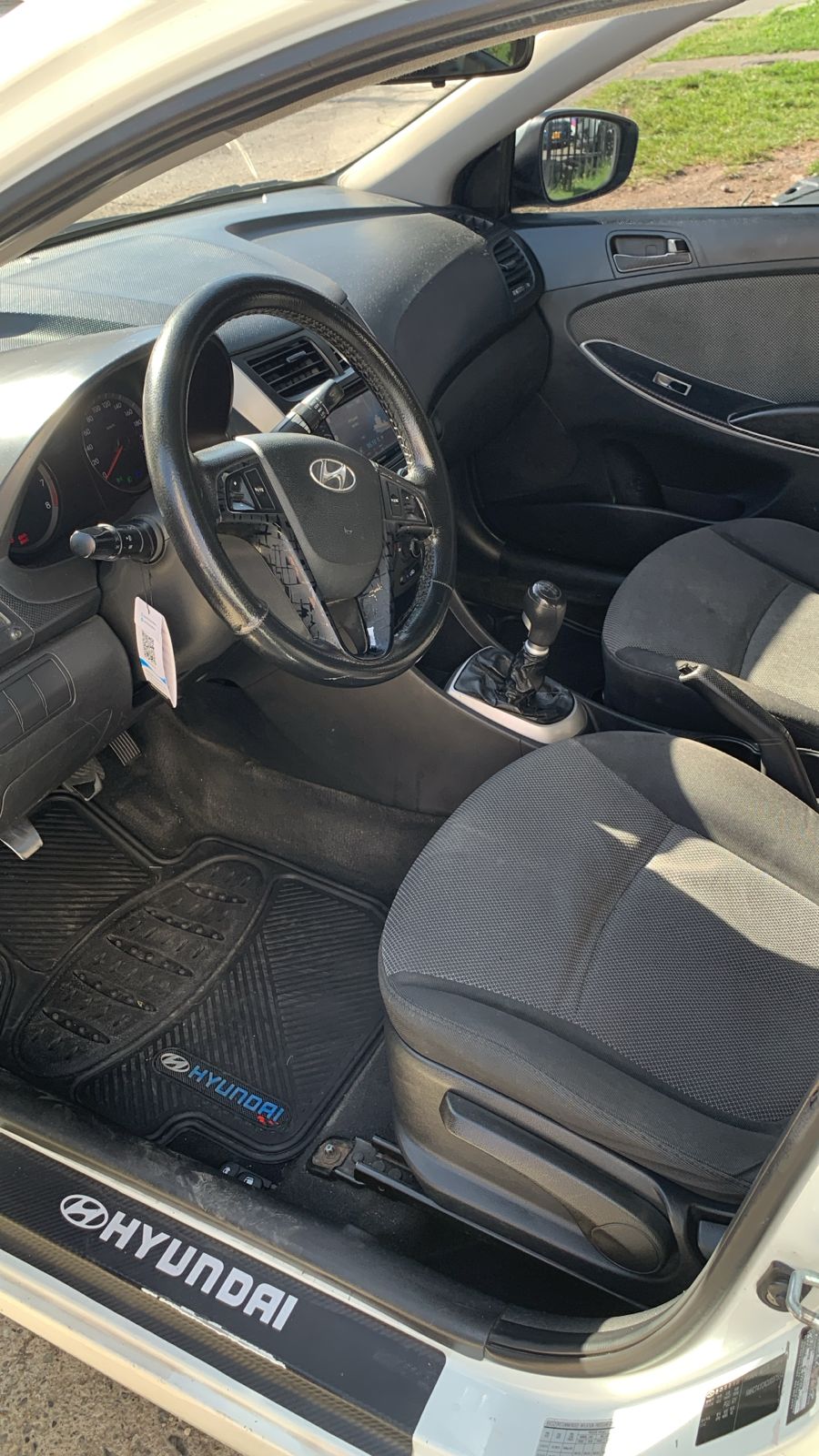 HYUNDAI i25 ACCENT GL 1.4 2012 MECÁNICO