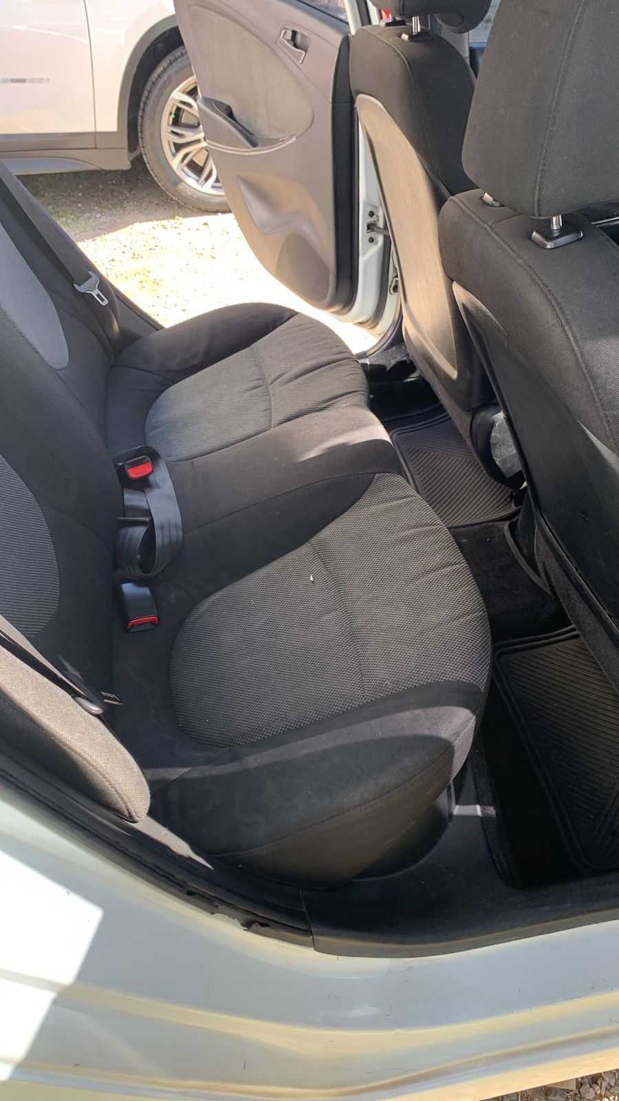 HYUNDAI i25 ACCENT GL 1.4 2012 MECÁNICO