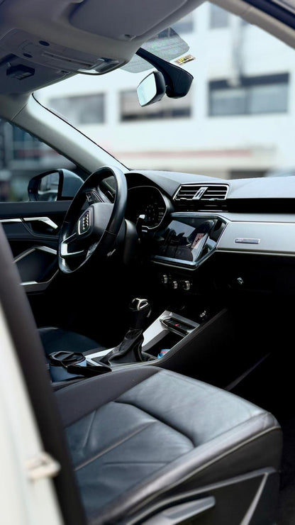AUDI Q3 AMBITION 35 TFSI 1.4 TURBO 2023 AUTOMÁTICA