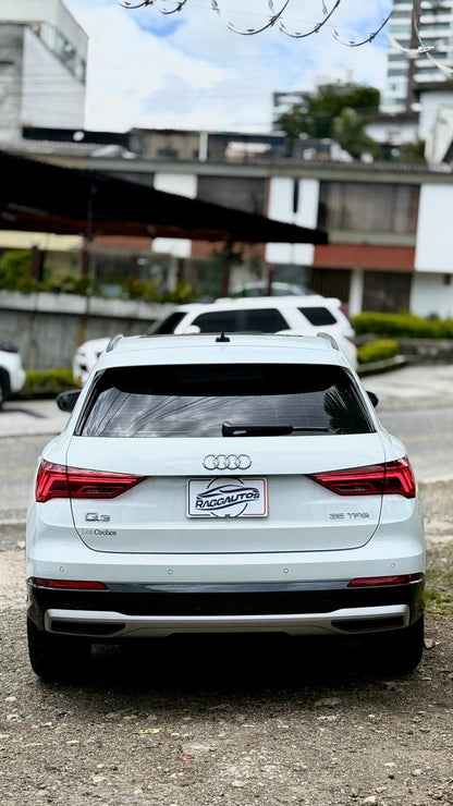AUDI Q3 AMBITION 35 TFSI 1.4 TURBO 2023 AUTOMÁTICA