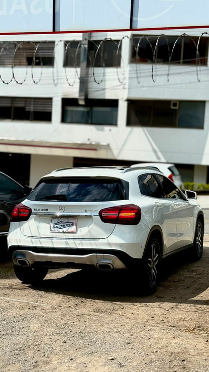 MERCEDES BENZ GLA200 1.6 TURBO 2020 AUTOMÁTICA