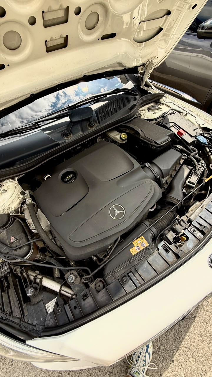 MERCEDES BENZ GLA200 1.6 TURBO 2020 AUTOMÁTICA