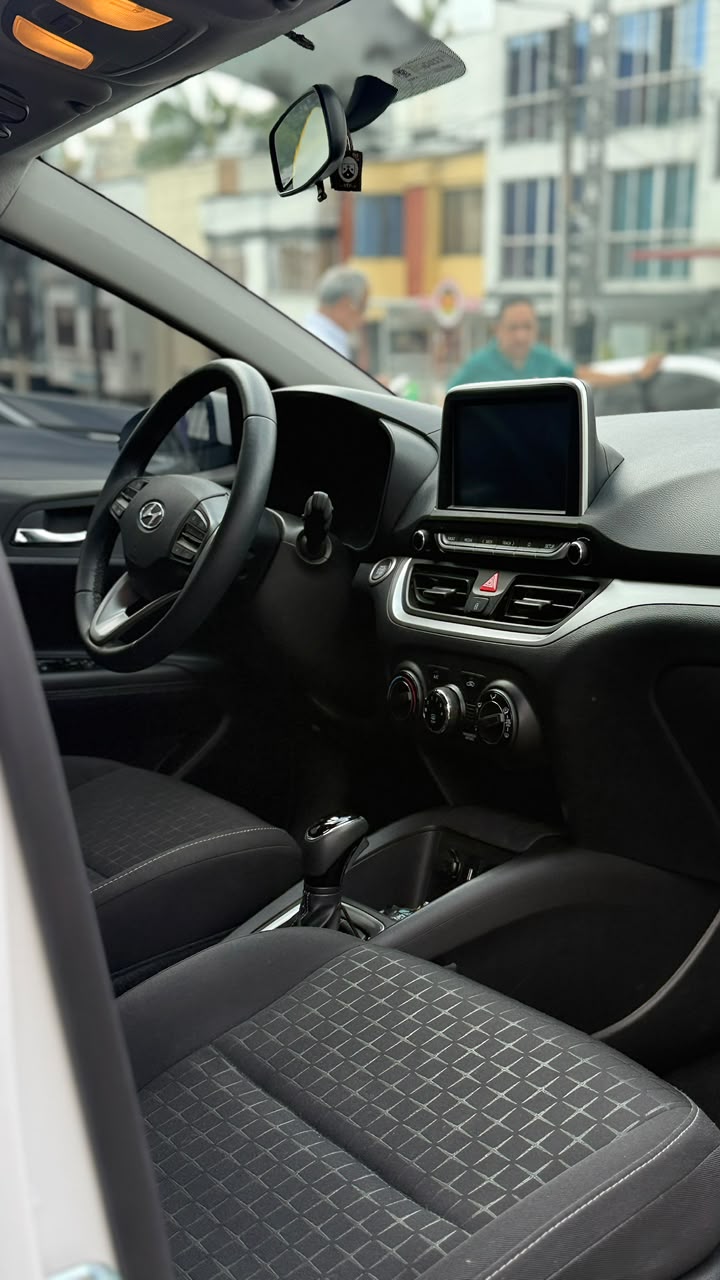 HYUNDAI HB20 ADVANCE 1.6 2025 AUTOMÁTICO