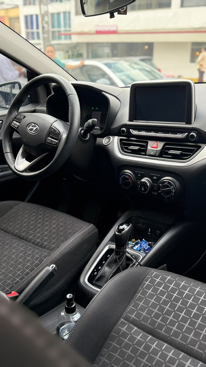 HYUNDAI HB20 ADVANCE 1.6 2025 AUTOMÁTICO