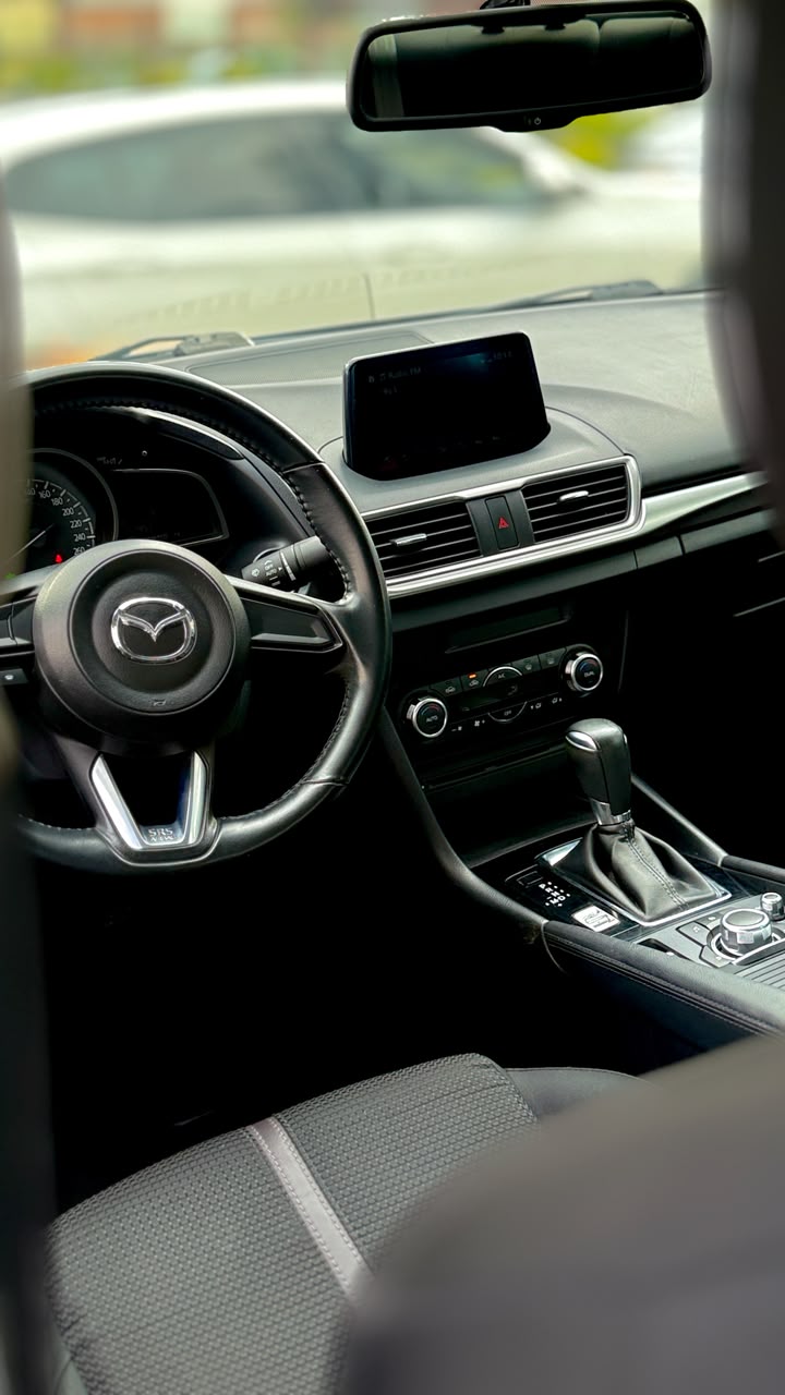 MAZDA 3 TOURING 2.0 2017 AUTOMÁTICO