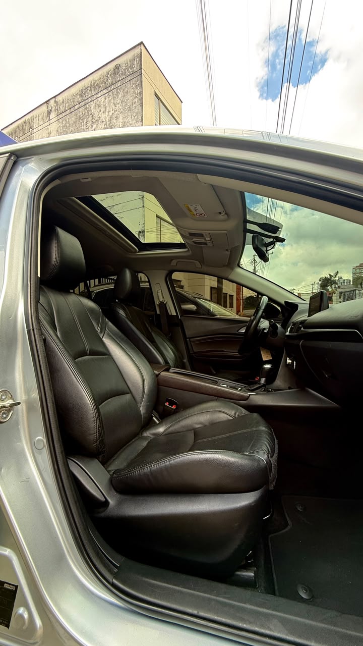 MAZDA 3 GRAND TOURING LX 2.0 2020 AUTOMÁTICO