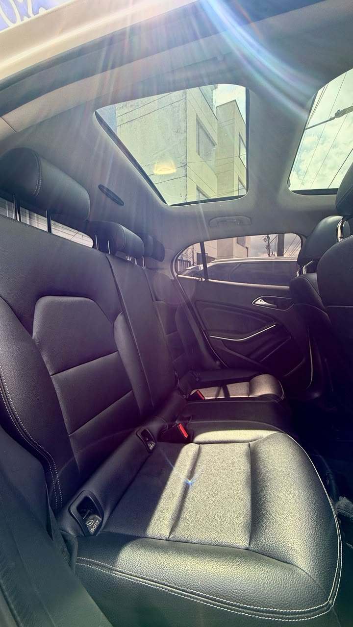 MERCEDES BENZ GLA200 1.6 TURBO 2020 AUTOMÁTICA