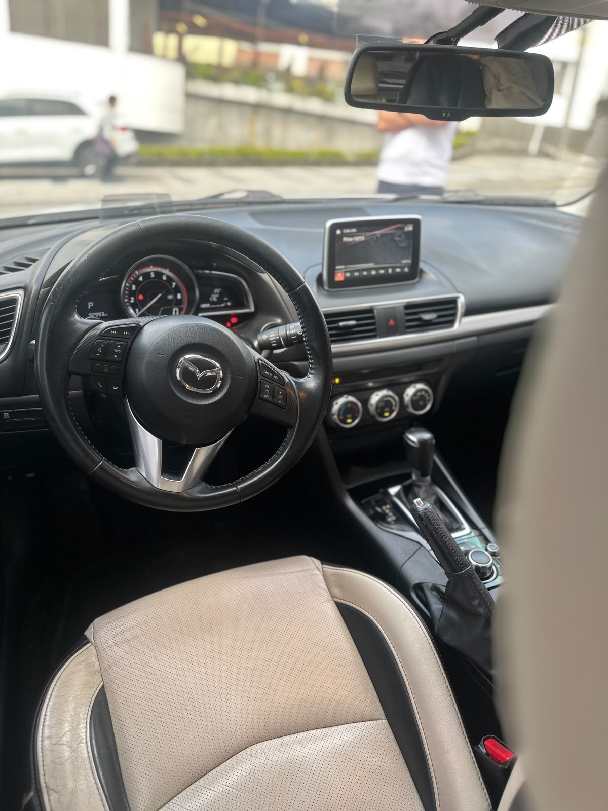 MAZDA 3 GRAND TOURING 2.0 2016 AUTOMÁTICO