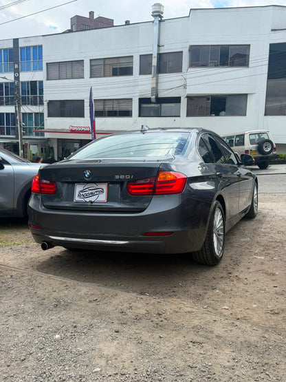 BMW 320i LUXURY EXECUTIVE 2.0 TURBO 2015 AUTOMÁTICO