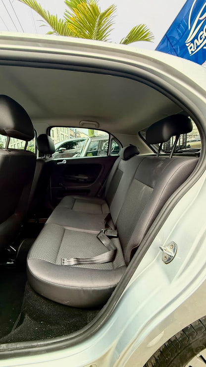 VOLKSWAGEN GOL TRENDLINE 1.6 2019 MECÁNICO