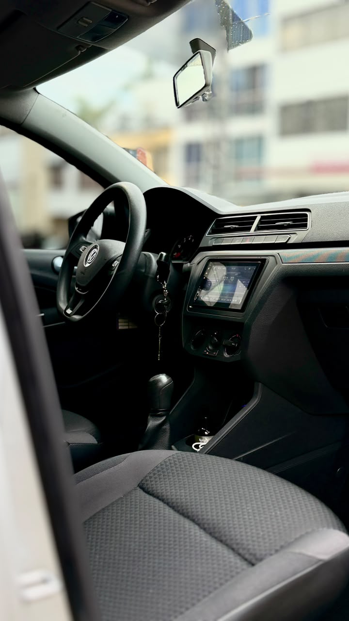 VOLKSWAGEN GOL TRENDLINE 1.6 2019 MECÁNICO