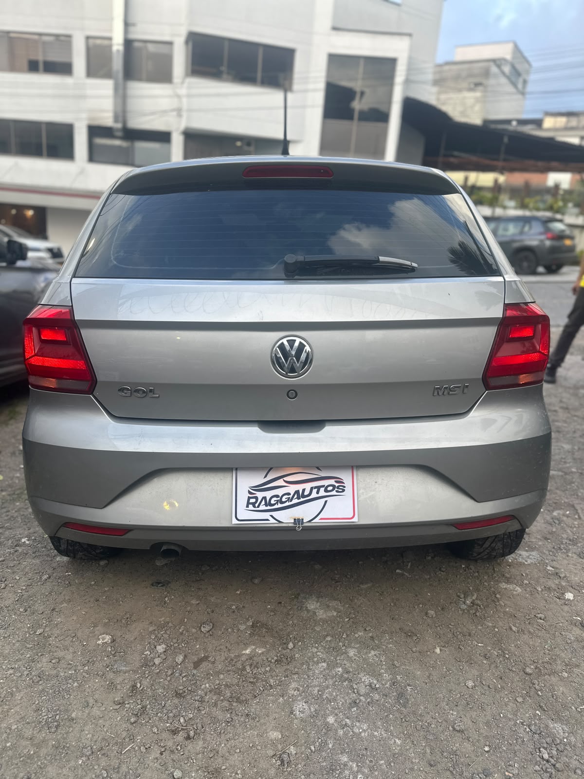 VOLKSWAGEN GOL COMFORTLINE 1.6 2017 MECÁNICO