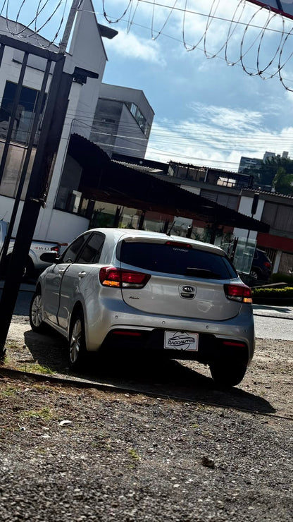 KIA RIO VIBRANT 1.4 2019 AUTOMÁTICO