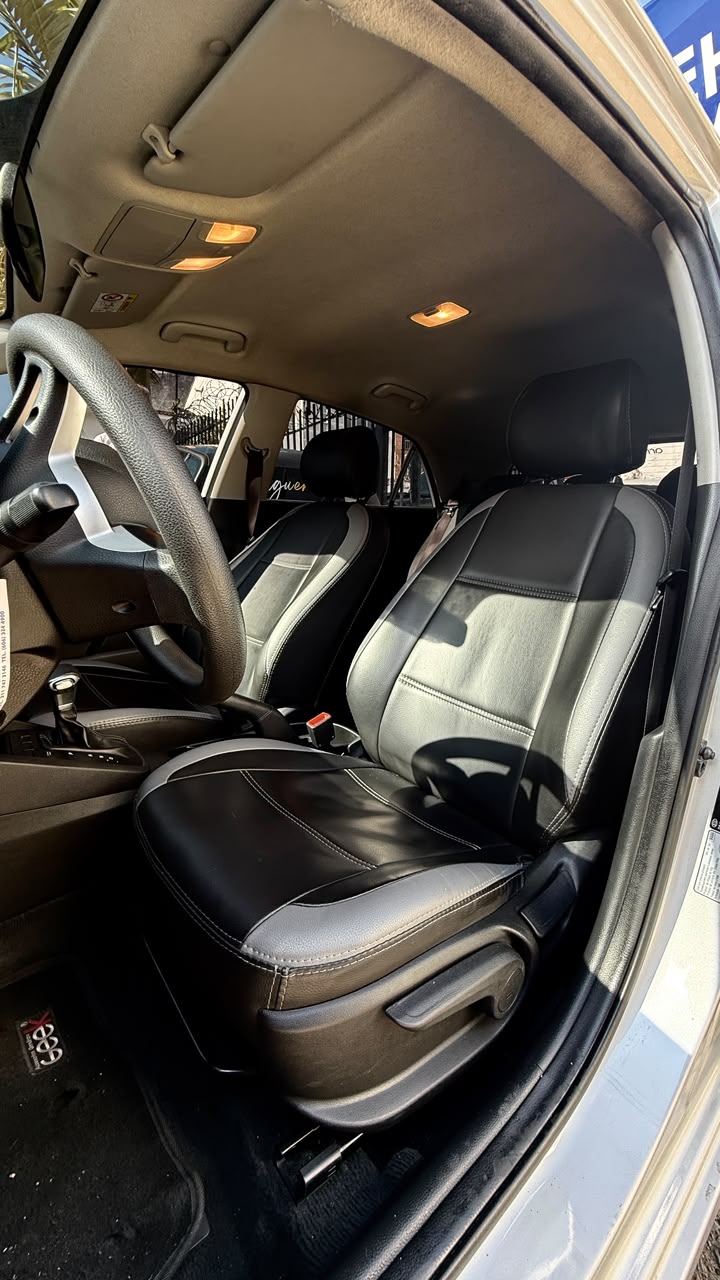 KIA RIO VIBRANT 1.4 2019 AUTOMÁTICO