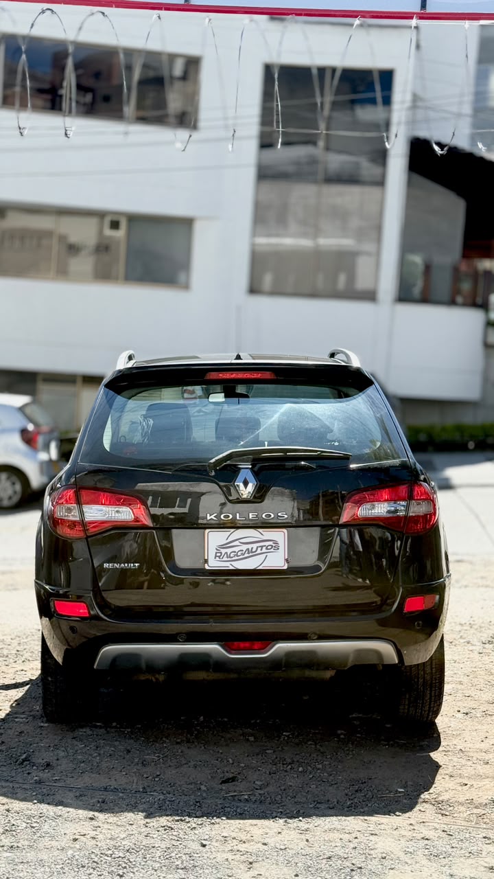 RENAULT KOLEOS DYNAMIQUE BOSÉ 2.5 2013 AUTOMÁTICA