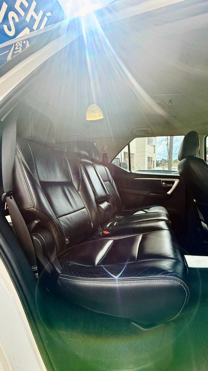 TOYOTA FORTUNER 2.7 GASOLINA 4x2 2017 AUTOMÁTICA