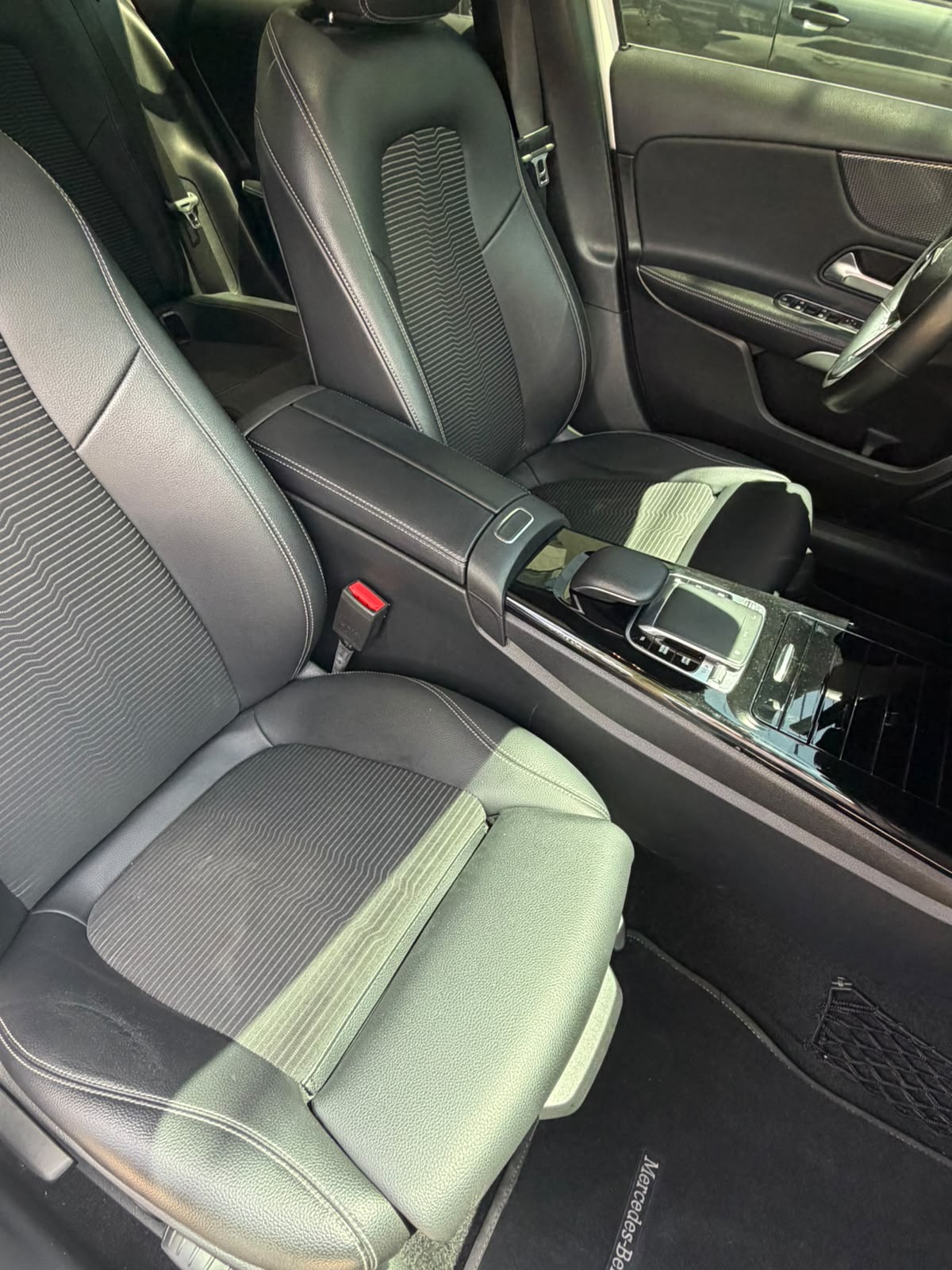 MERCEDES BENZ A200 1.3 TURBO 2020 AUTOMÁTICO