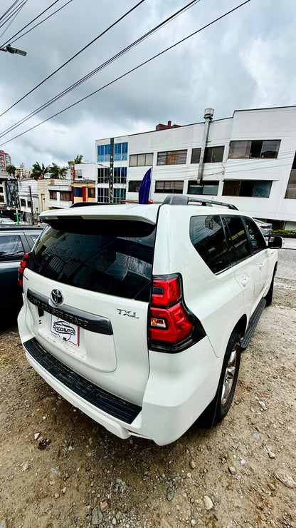 TOYOTA PRADO TXL 2.8 TURBO DIESEL 4x4 2024 AUTOMÁTICA