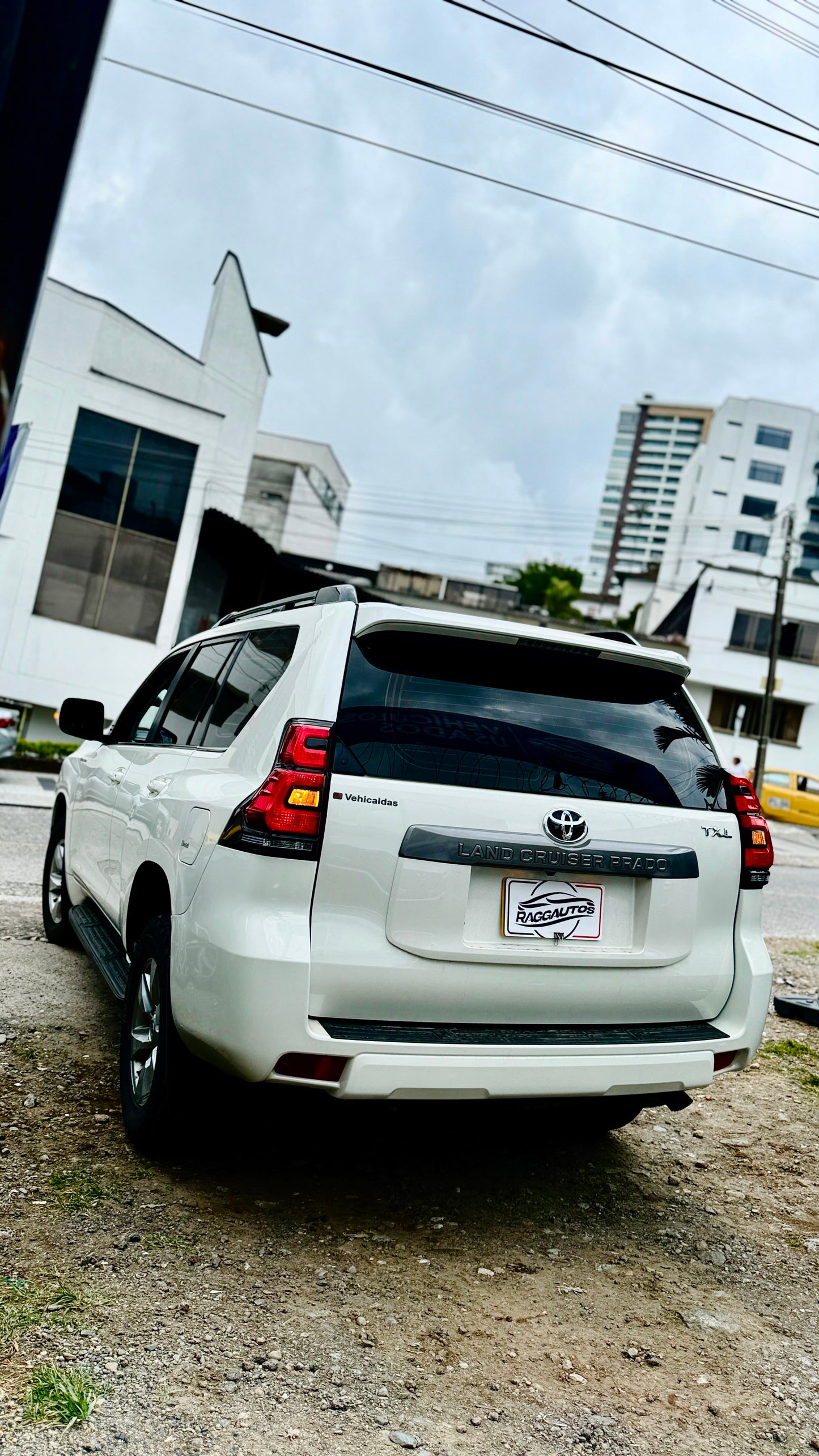 TOYOTA PRADO TXL 2.8 TURBO DIESEL 4x4 2024 AUTOMÁTICA