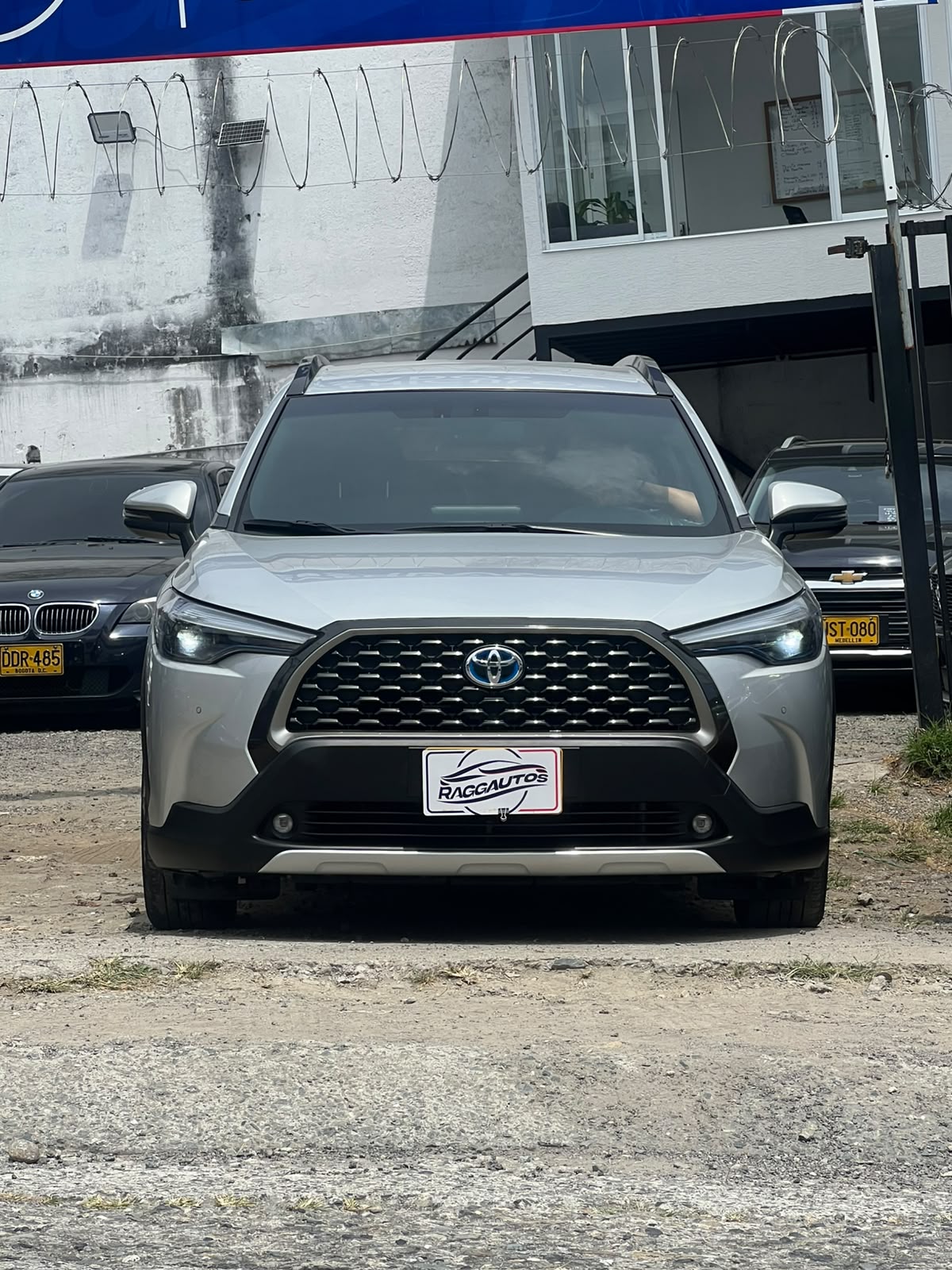 TOYOTA COROLLA CROSS 1.8 HÍBRIDA 2023 AUTOMÁTICA