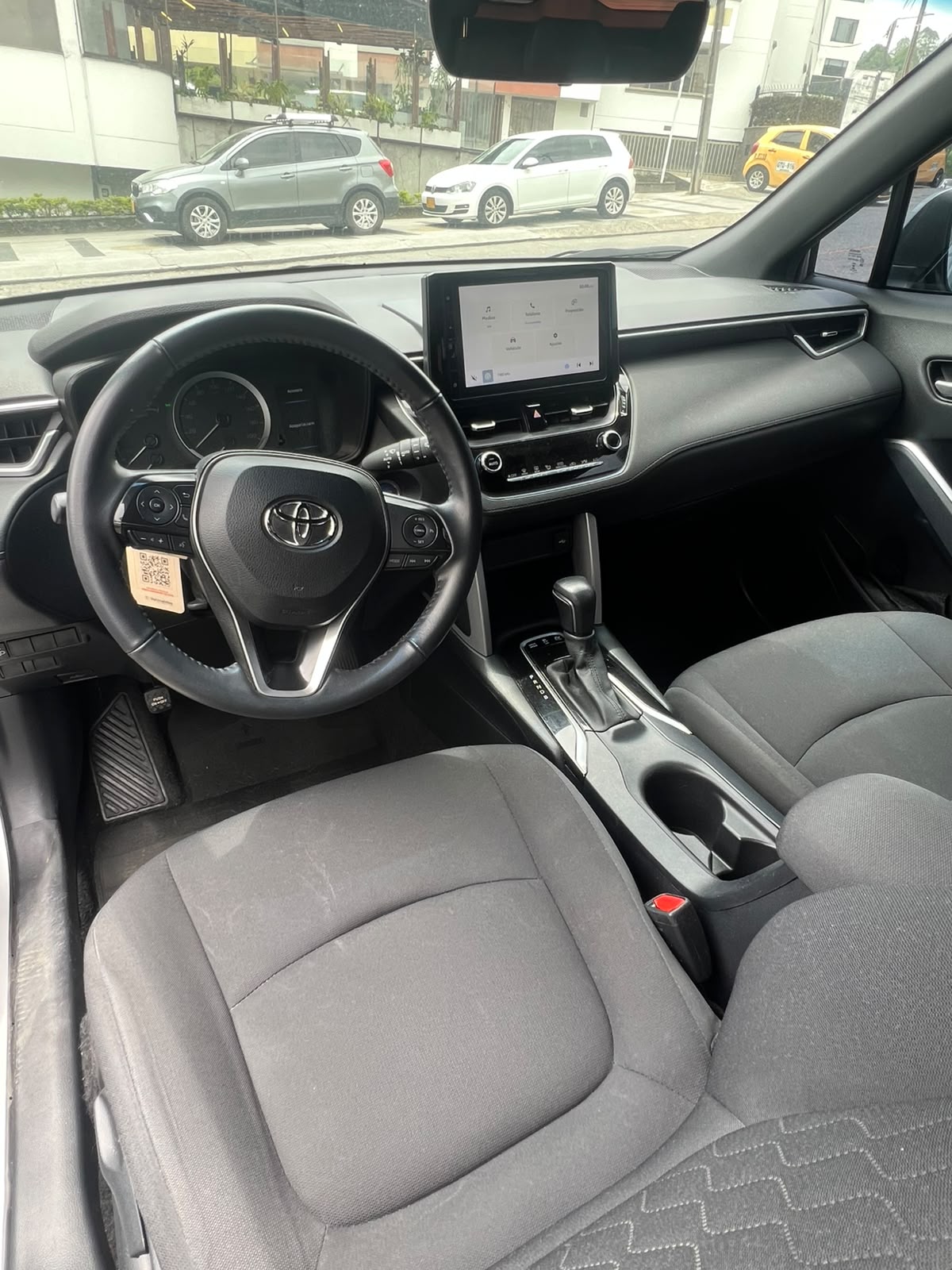 TOYOTA COROLLA CROSS 1.8 HÍBRIDA 2023 AUTOMÁTICA
