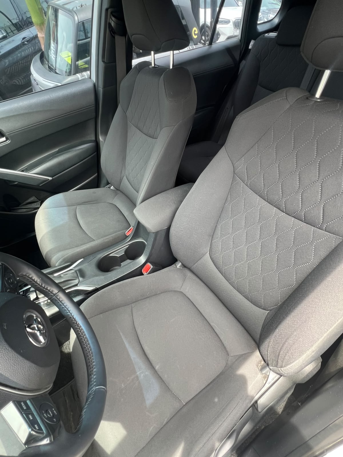 TOYOTA COROLLA CROSS 1.8 HÍBRIDA 2023 AUTOMÁTICA