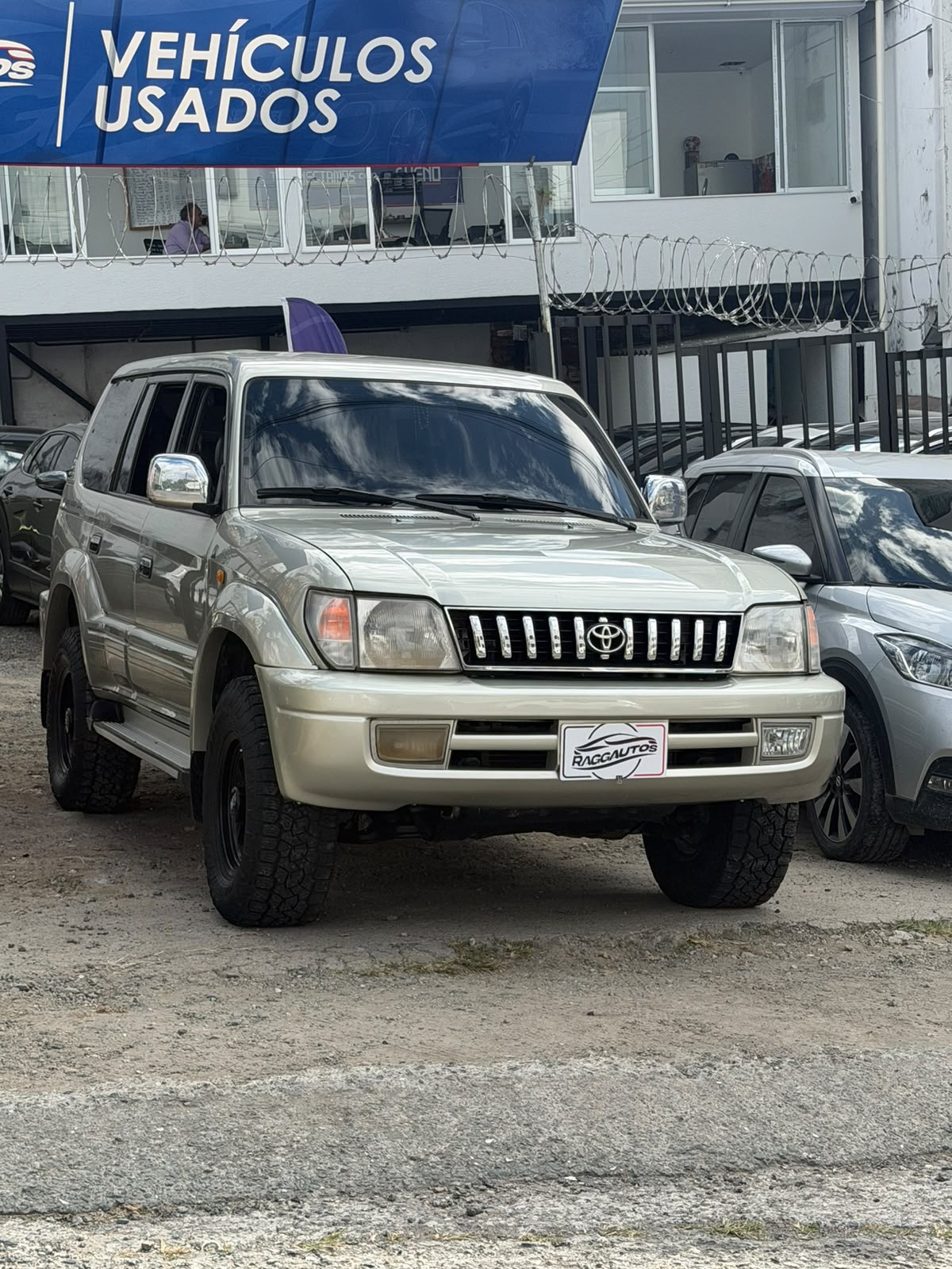 Toyota Prado VX 3.4 gasolina automática modelo 2008