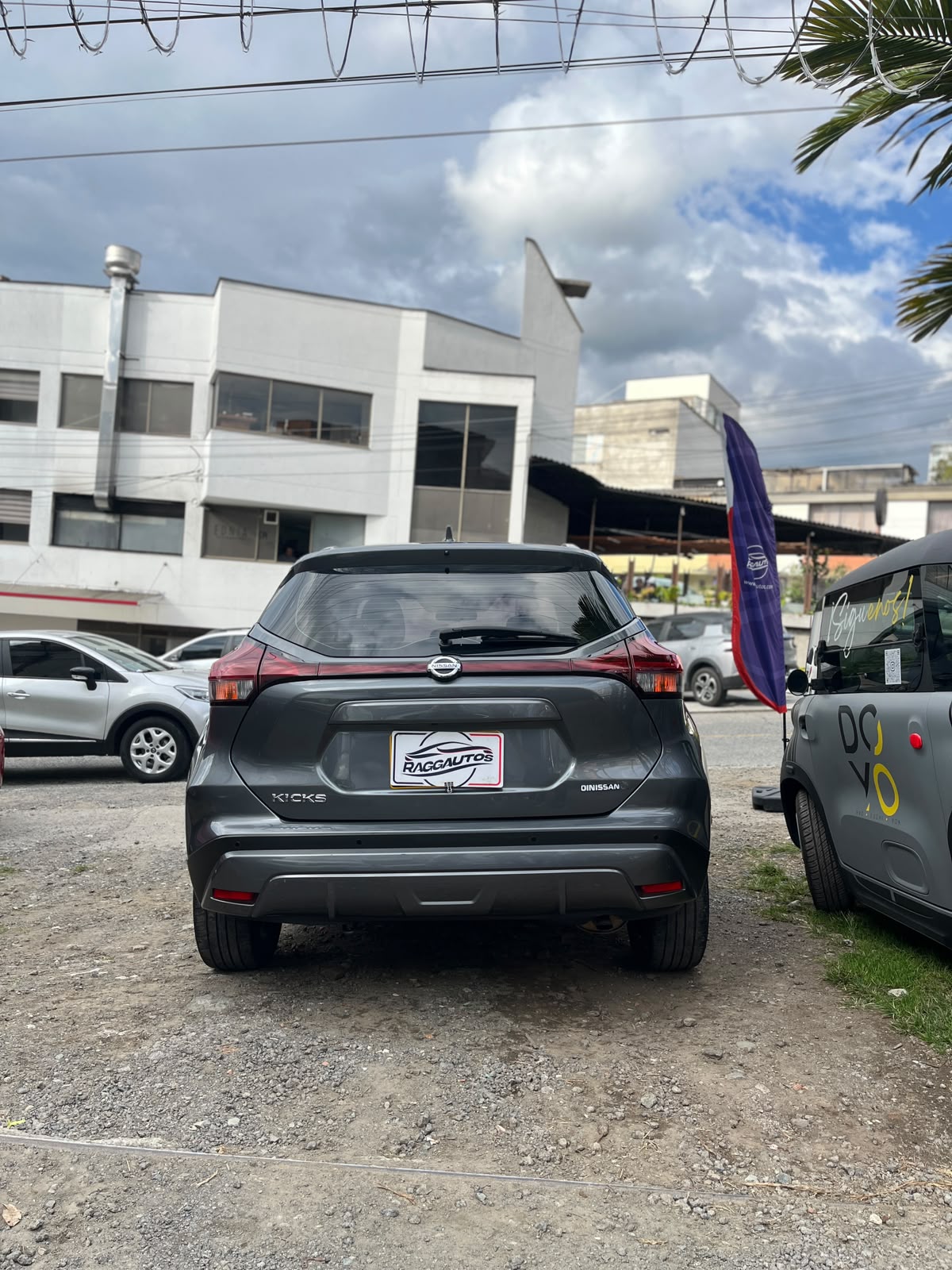 NISSAN KICKS ADVANCE 1.6 MECÁNICA MODELO 2022 DOS DUEÑOS