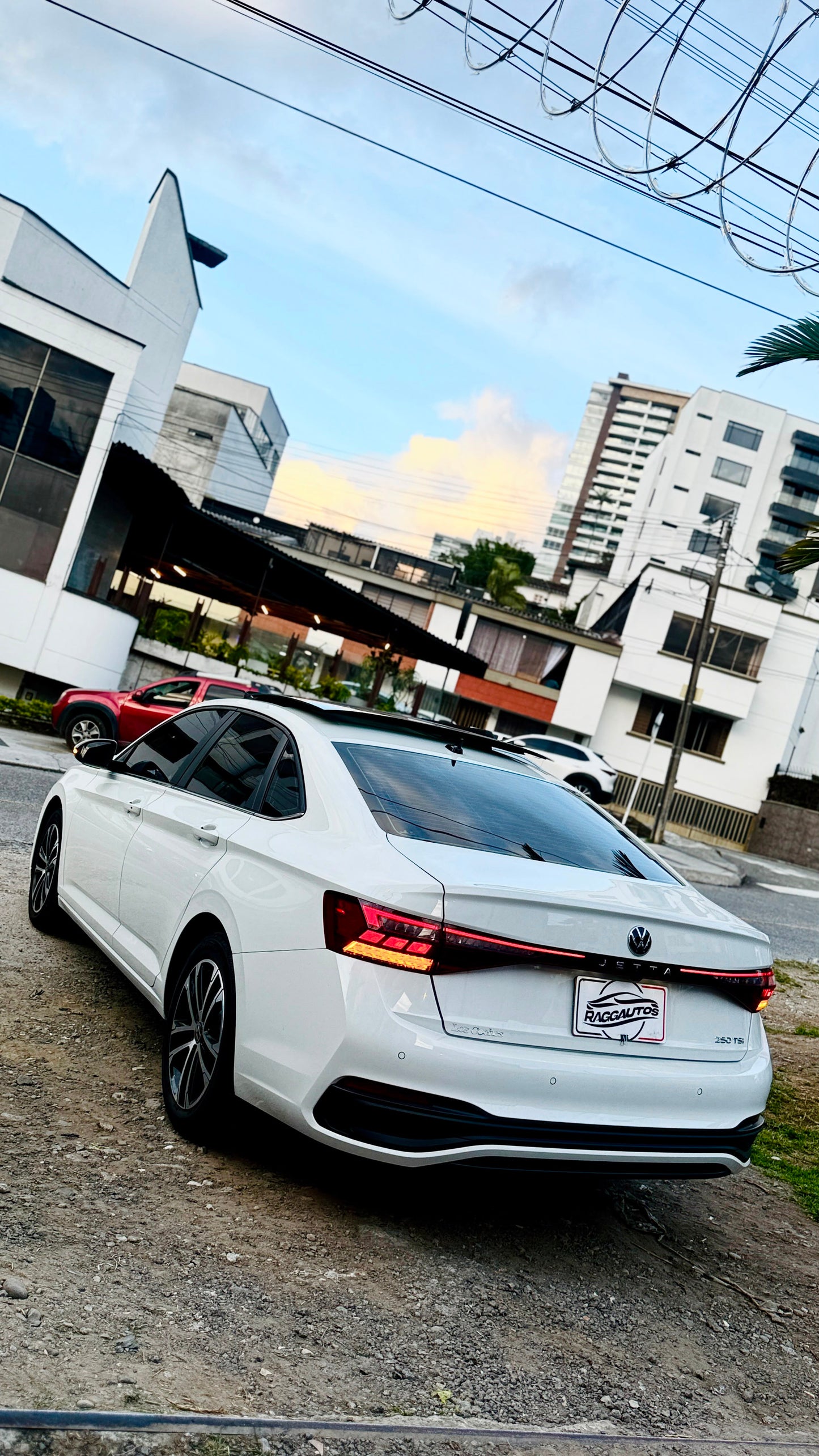 VOLKSWAGEN JETTA 250 TSI 1.4 TURBO HIGHLINE 2026